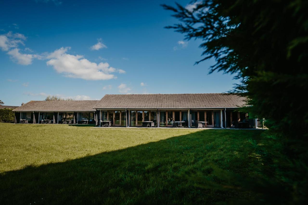 Motel-Restaurant-Grand Cafe De Caisson Kapelle Zewnętrze zdjęcie