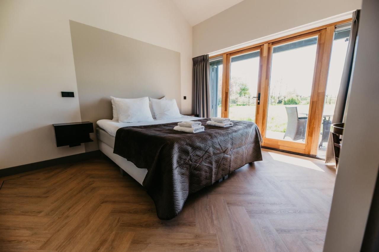 Motel-Restaurant-Grand Cafe De Caisson Kapelle Zewnętrze zdjęcie